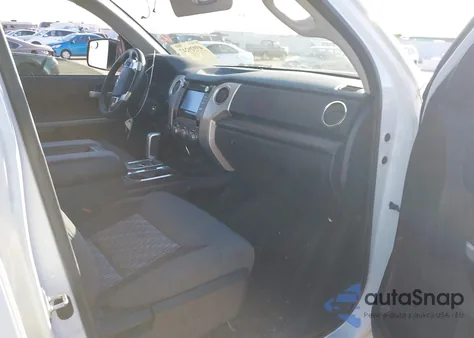 2019 Toyota Tundra Sr5 5.7L V8 z USA, uszkodzony, nr VIN 5TFUW5F13KX861857